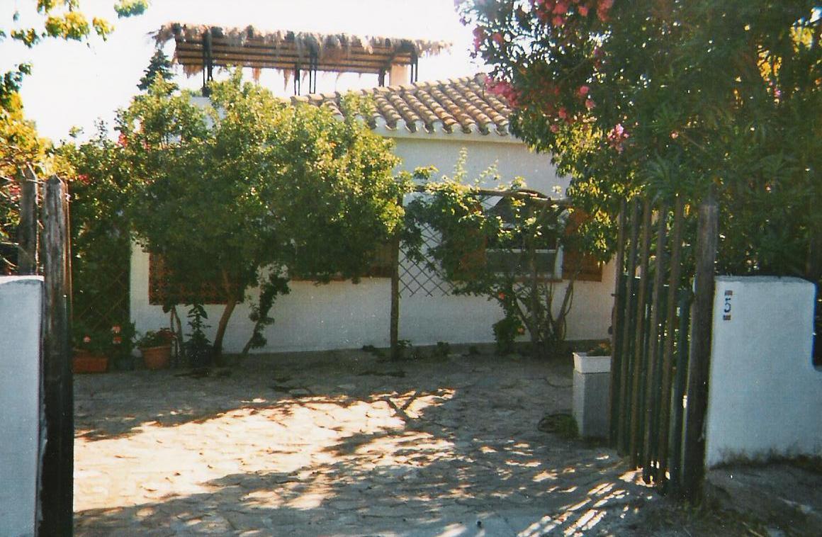 VILLETTA SUL MARE CON GIARDINO