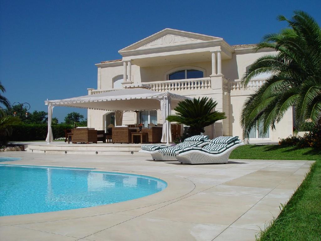 Villa Con Piscina al mare forte village Santa Margherita di Pula