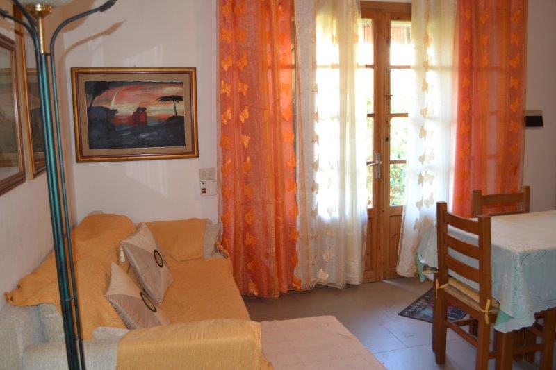 Casa Vacanza 1 Bilocale con Giardino Wifi Pula Sardegna